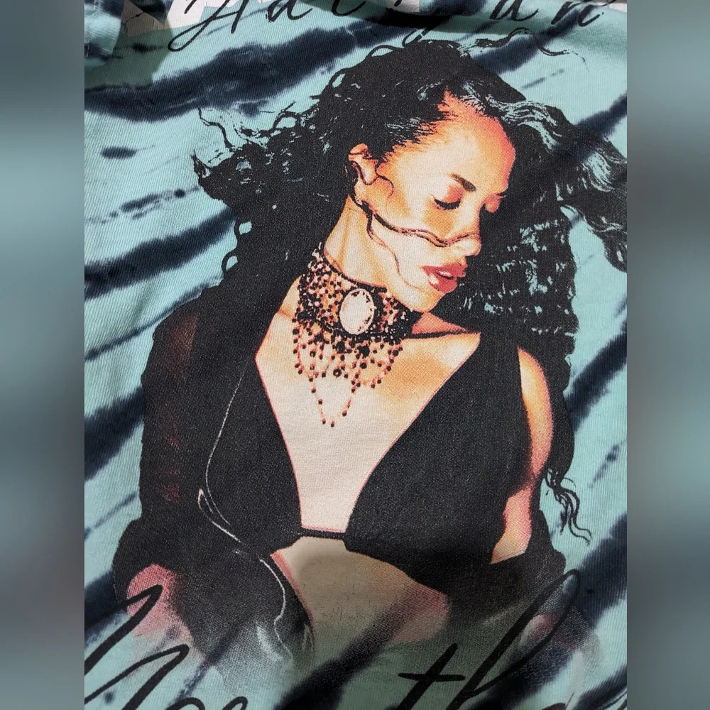 Tie dye blue Aaliyah Tee - Picture 2 of 3